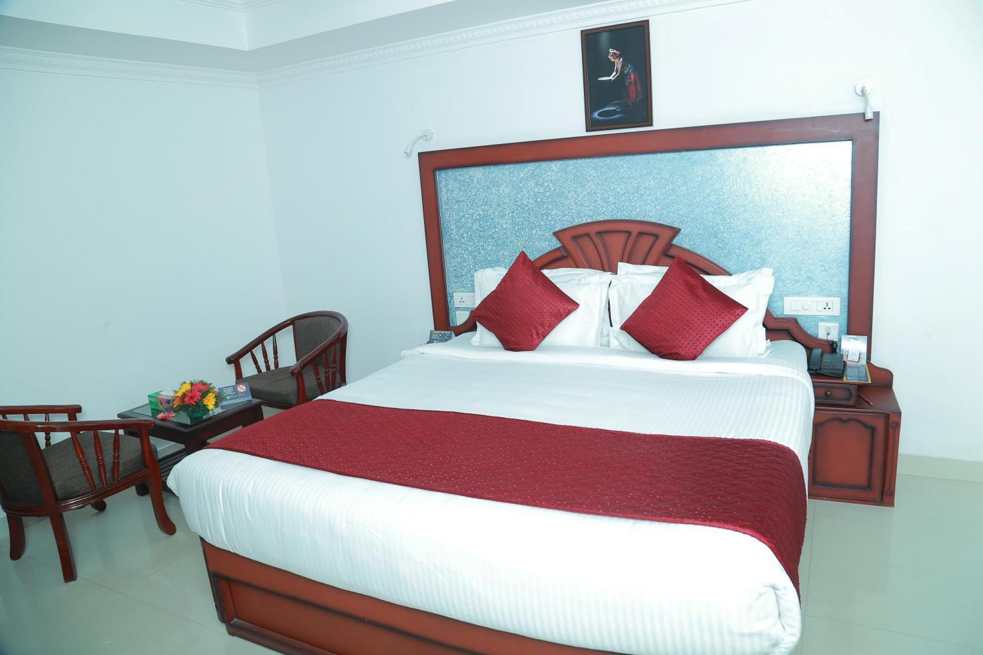 Hotel Savera Park Thrissur Exterior photo